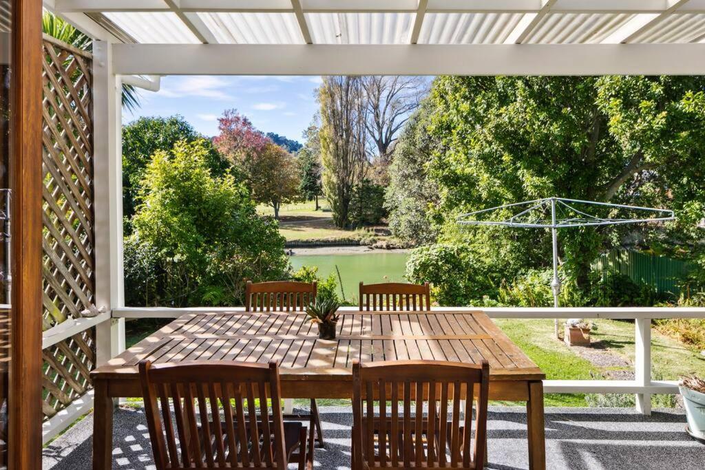 600m To Cbd - Riverfront Holiday home Gisborne